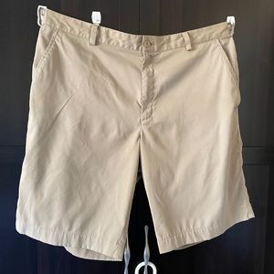 Nike golf shorts tan size 36